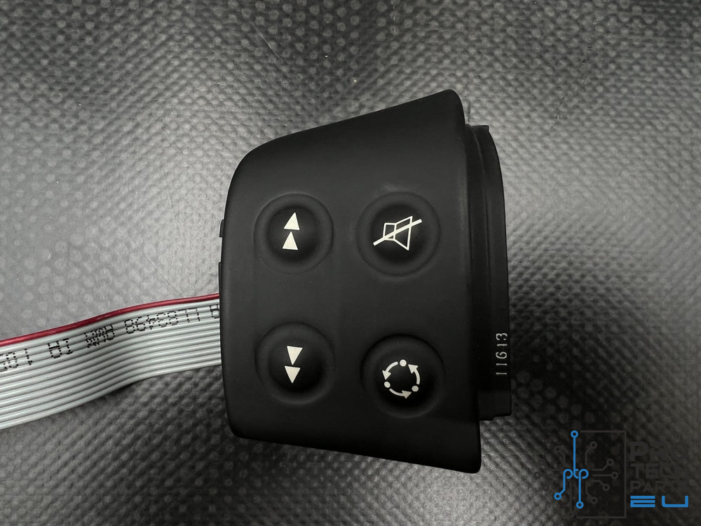 
                  
                    OE SEAT Ibiza/Cordoba steering wheel switches
                  
                