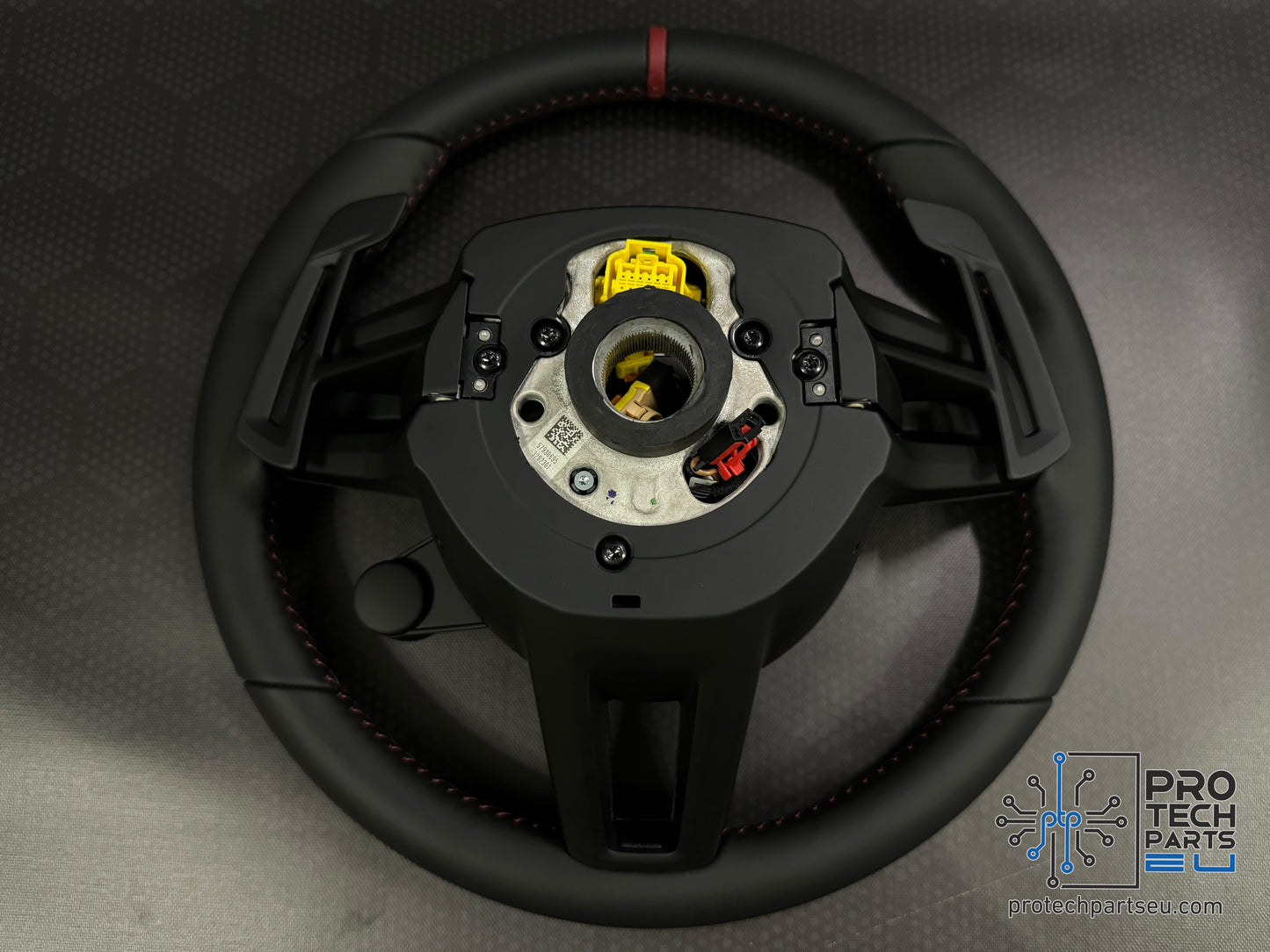 
                  
                    Porsche Steering wheel leather GT3 992 911 bordeoux GT customised weissach
                  
                