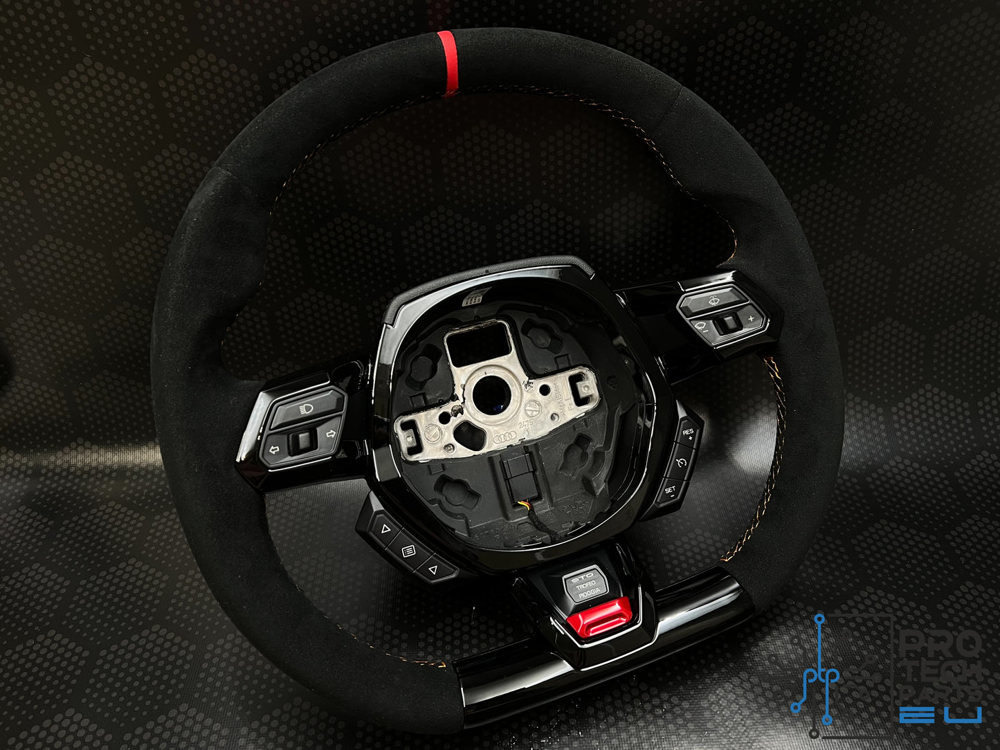 
                  
                    Lamborghini Huracan STO steering wheel alcantara 62760151A
                  
                