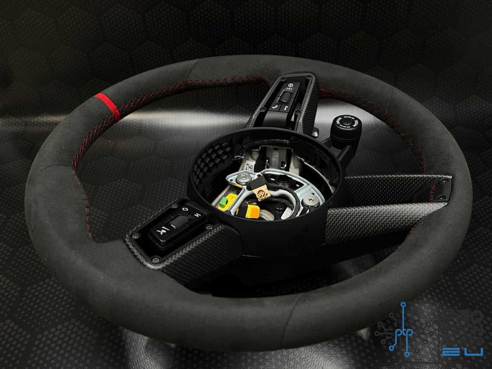 
                  
                    Porsche Steering wheel race-tex GT3RS GT3 GTS GT 992 turbo S carrera red carmin carbon fiber
                  
                