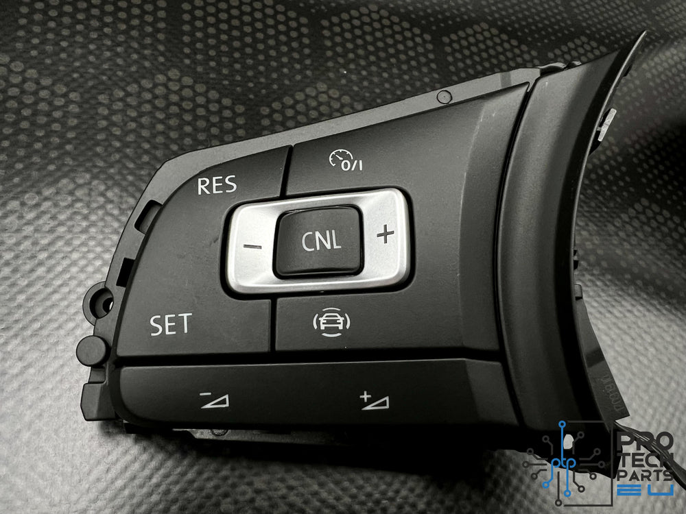 
                  
                    OE VW Polo 6 steering wheel buttons 2G0959442
                  
                
