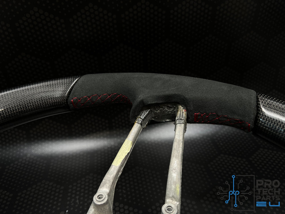 
                  
                    Porsche Carbon fiber steering wheel race-tex red carmine stitches 991 911/Cayenne/Cayman/Macan
                  
                