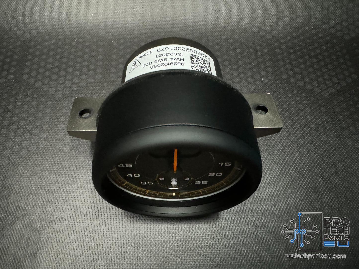 
                  
                    Porsche 718 cayman boxster clock stopwatch chrono 982919203a black
                  
                