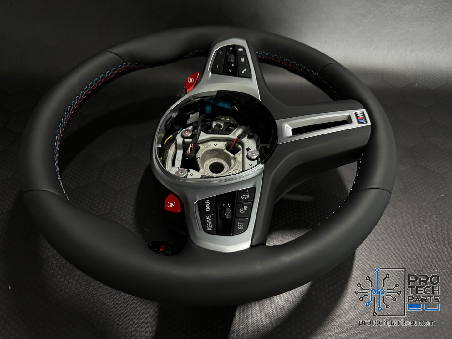 
                  
                    OE BMW M X5 X6 M5 M8 G30 G15 Steering wheel selfdrive+carbon fiber paddle 2024
                  
                