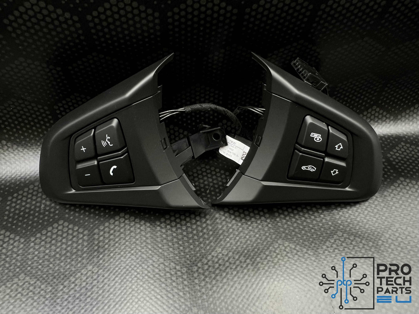 
                  
                    BMW M Z4/Z4M roadster steering wheel switches new set
                  
                