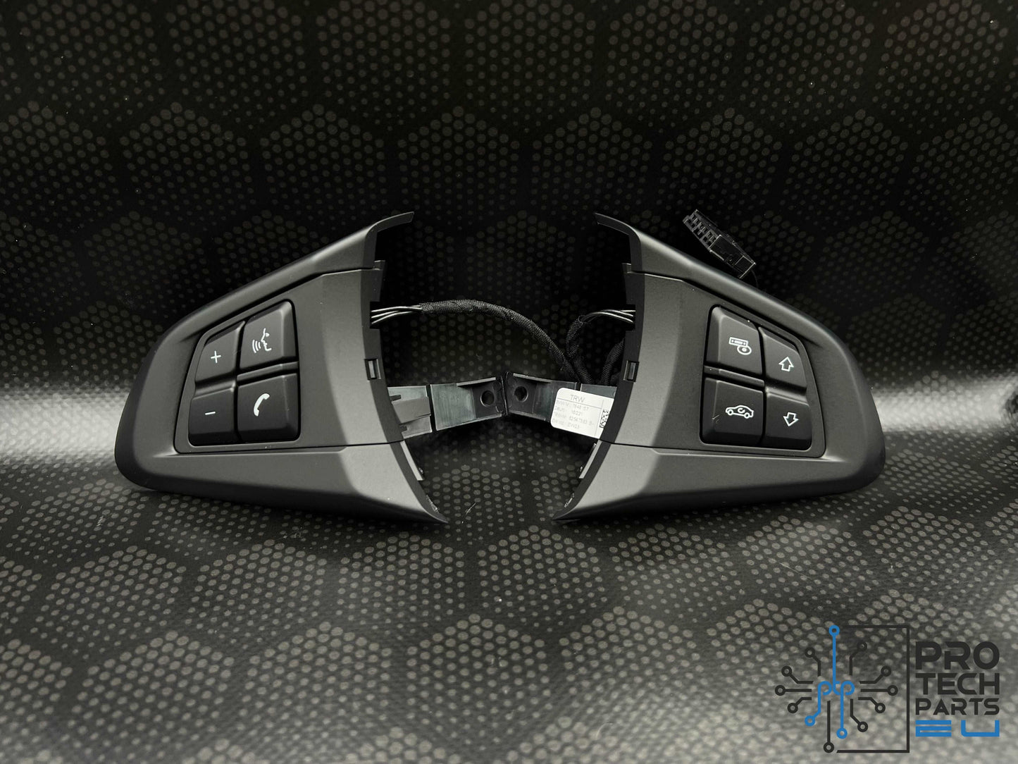 
                  
                    BMW M Z4/Z4M roadster steering wheel switches new set
                  
                