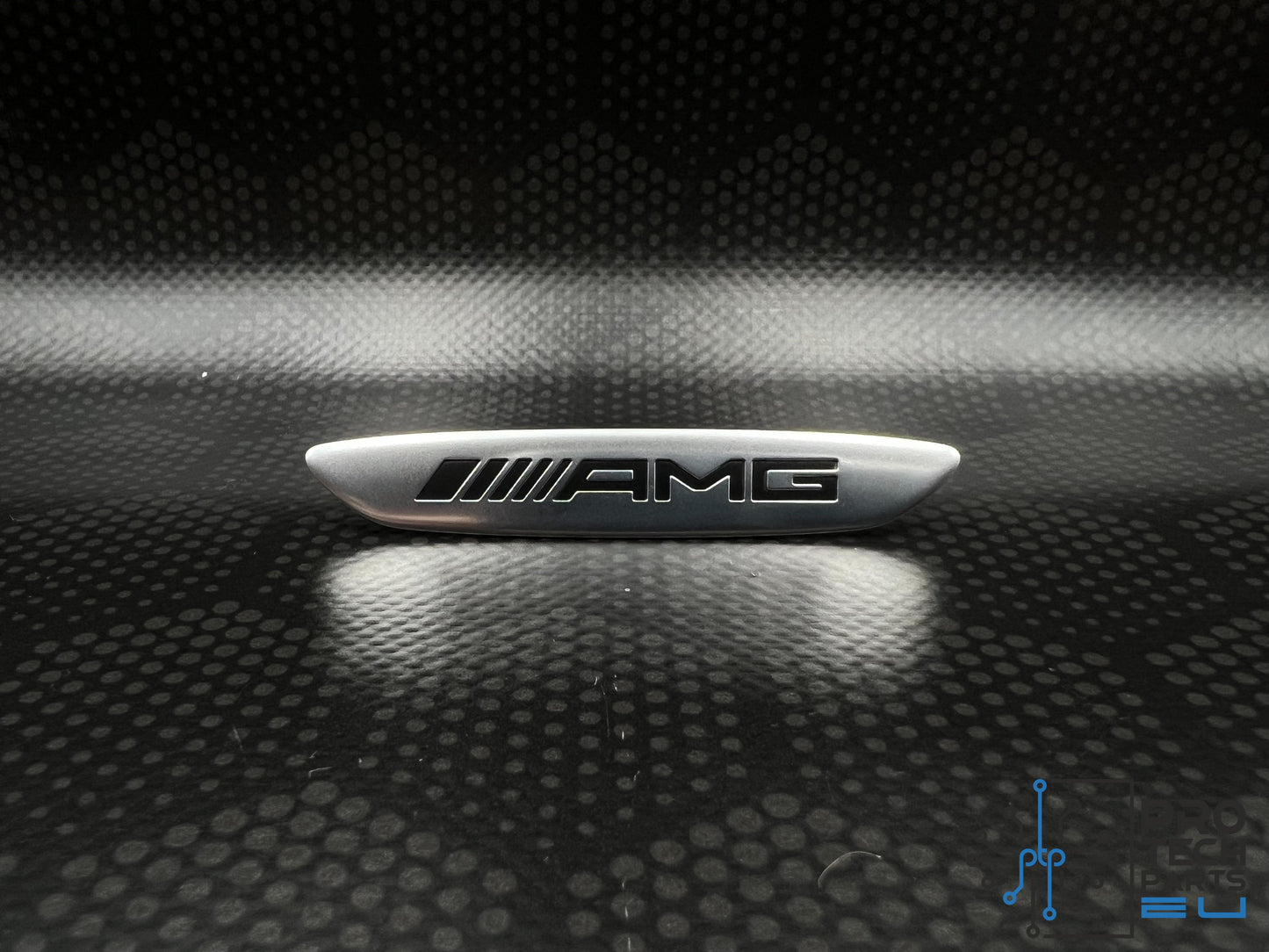 
                  
                    Mercedes-Benz W222 S-Klasse AMG-Lenkradabdeckungsabzeichen/Logo, Originalzustand 
                  
                
