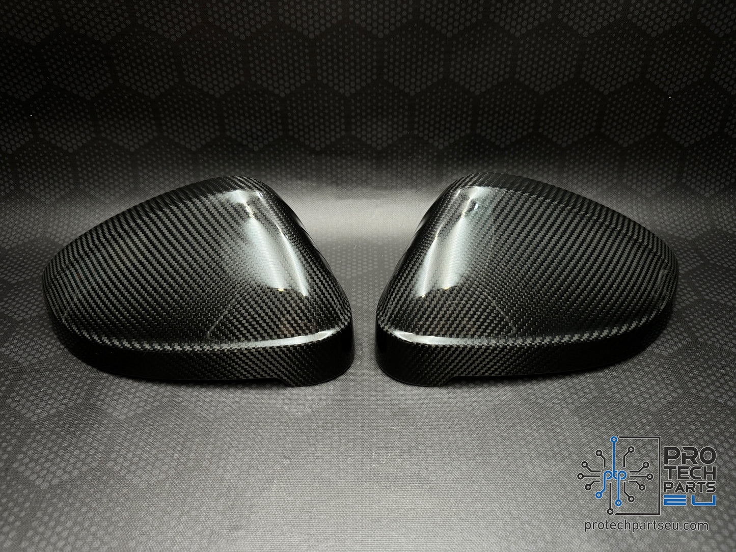 
                  
                    Genuine AUDI A4,A5,RS4,RS5 carbon fiber mirror cover caps set glossy finish
                  
                