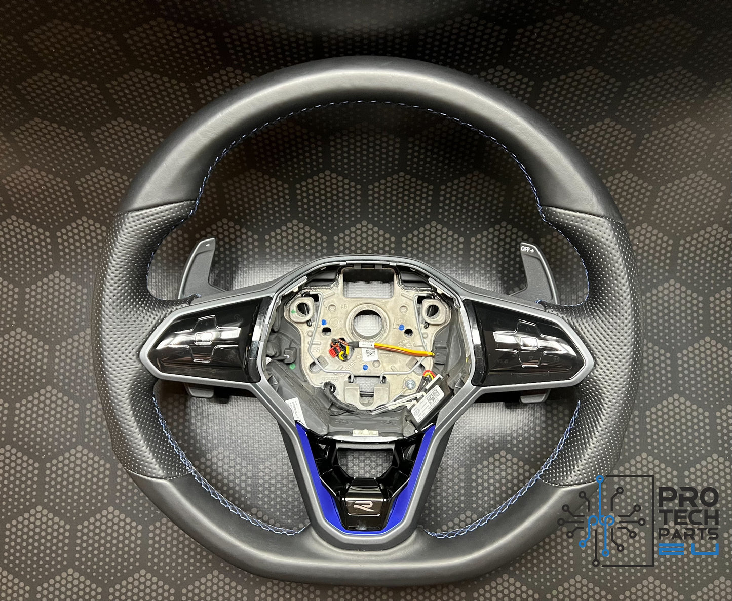 
                  
                    Volkswagen R Lenkrad blau Tiguan,Passat,Arteon,Golf usw. beheizt+Touch 
                  
                