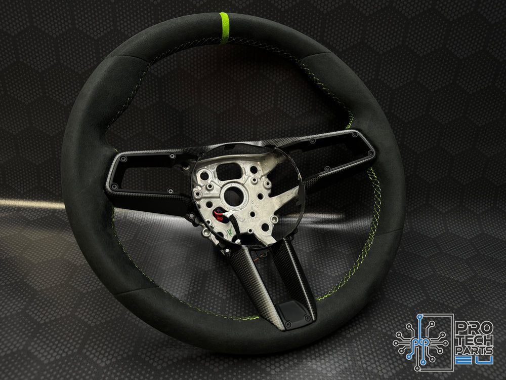 
                  
                    Porsche Steering wheel leather GT3RS GT3 GTS GT 992 turbo S carrera GTS lizard green UPGRADE
                  
                