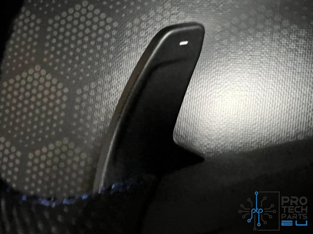 
                  
                    Empty Volkswagen R steering wheel blue Tiguan,Passat,Arteon,Golf etc heated+touch
                  
                