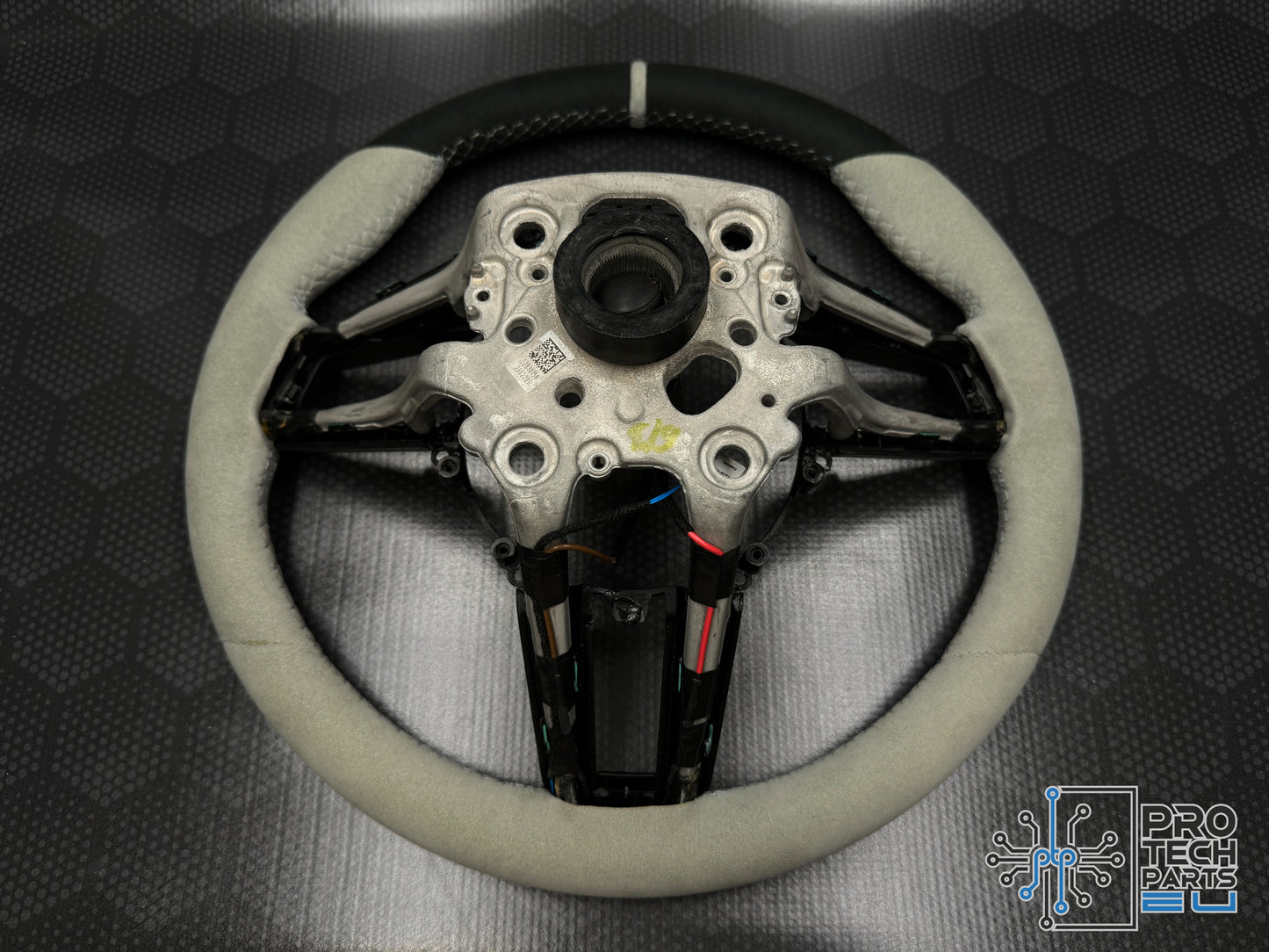 
                  
                    Porsche Steering wheel HERITAGE GT GT3 GT3RS GTS 992 turbo S carrera  SPEED silver/chalk WEISSACH PACKAGE
                  
                