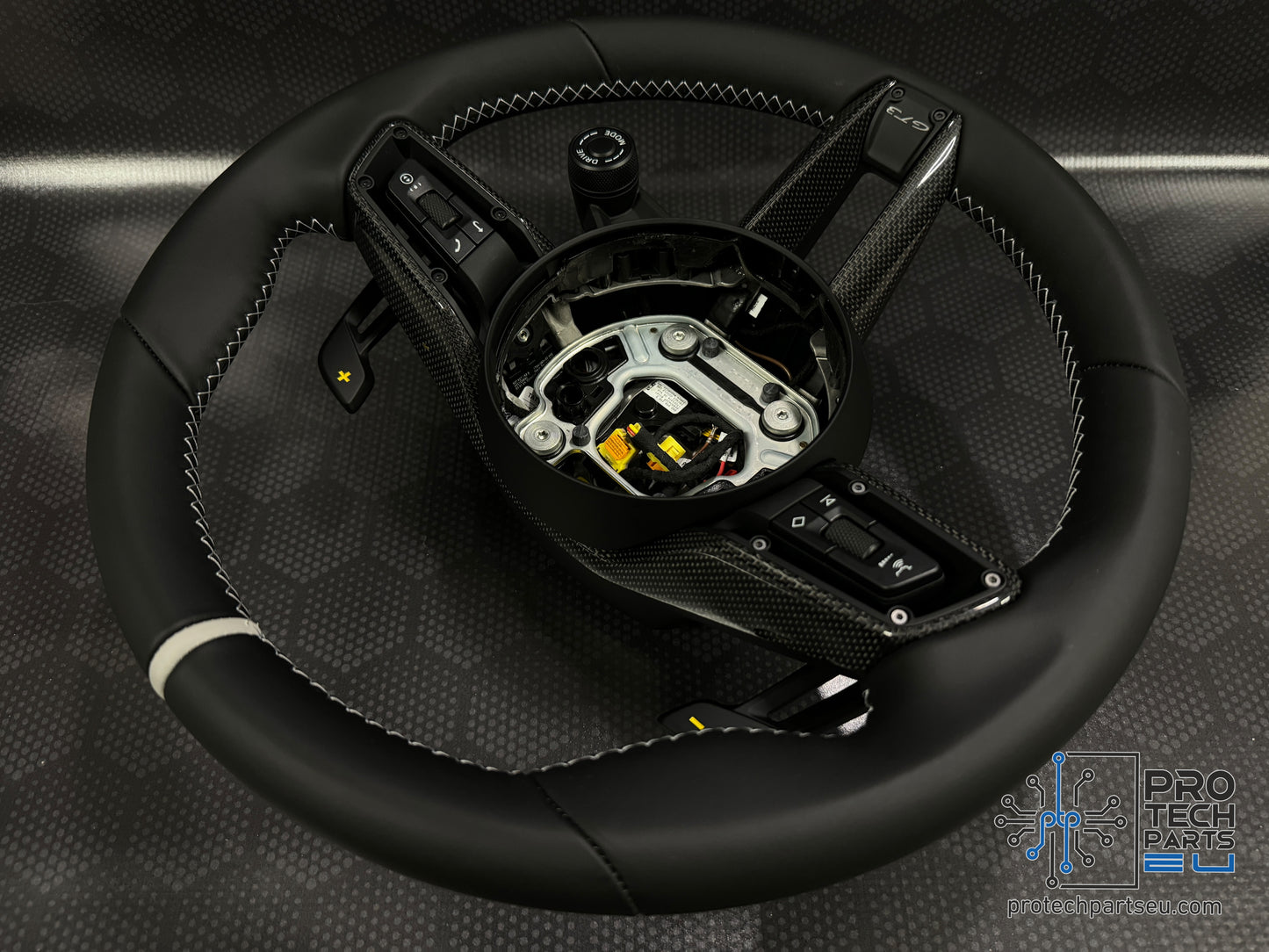 
                  
                    Porsche Steering wheel race-tex GT3 992 911 Grey SIlver GT customised weissach
                  
                