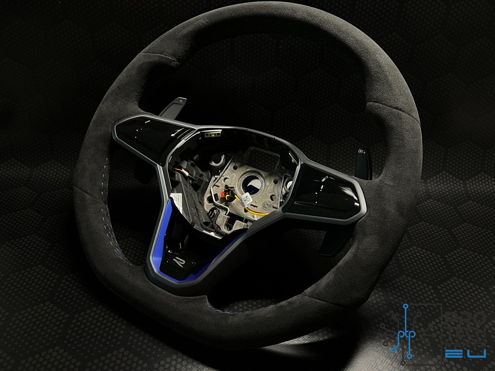 
                  
                    Volan Volkswagen R alcantara albastru Tiguan, Passat, Arteon, Golf etc incalzit+touch 
                  
                