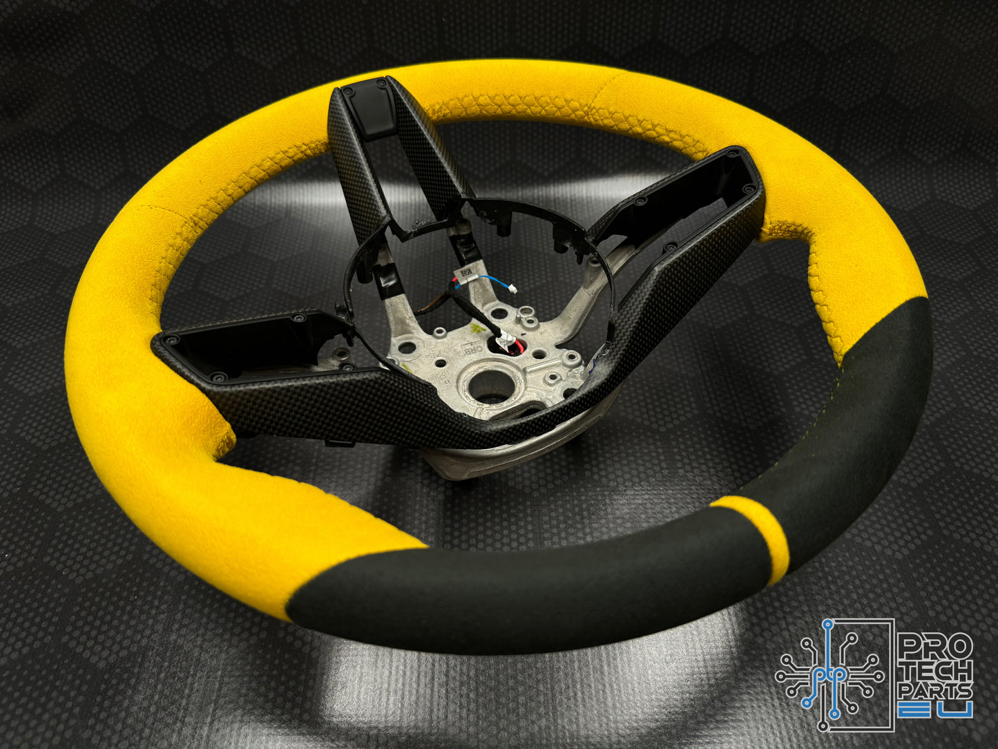 
                  
                    Porsche Steering wheel HERITAGE GT GT3 GT3RS GTS 992 turbo S carrera SPEED yellow WEISSACH PACKAGE
                  
                