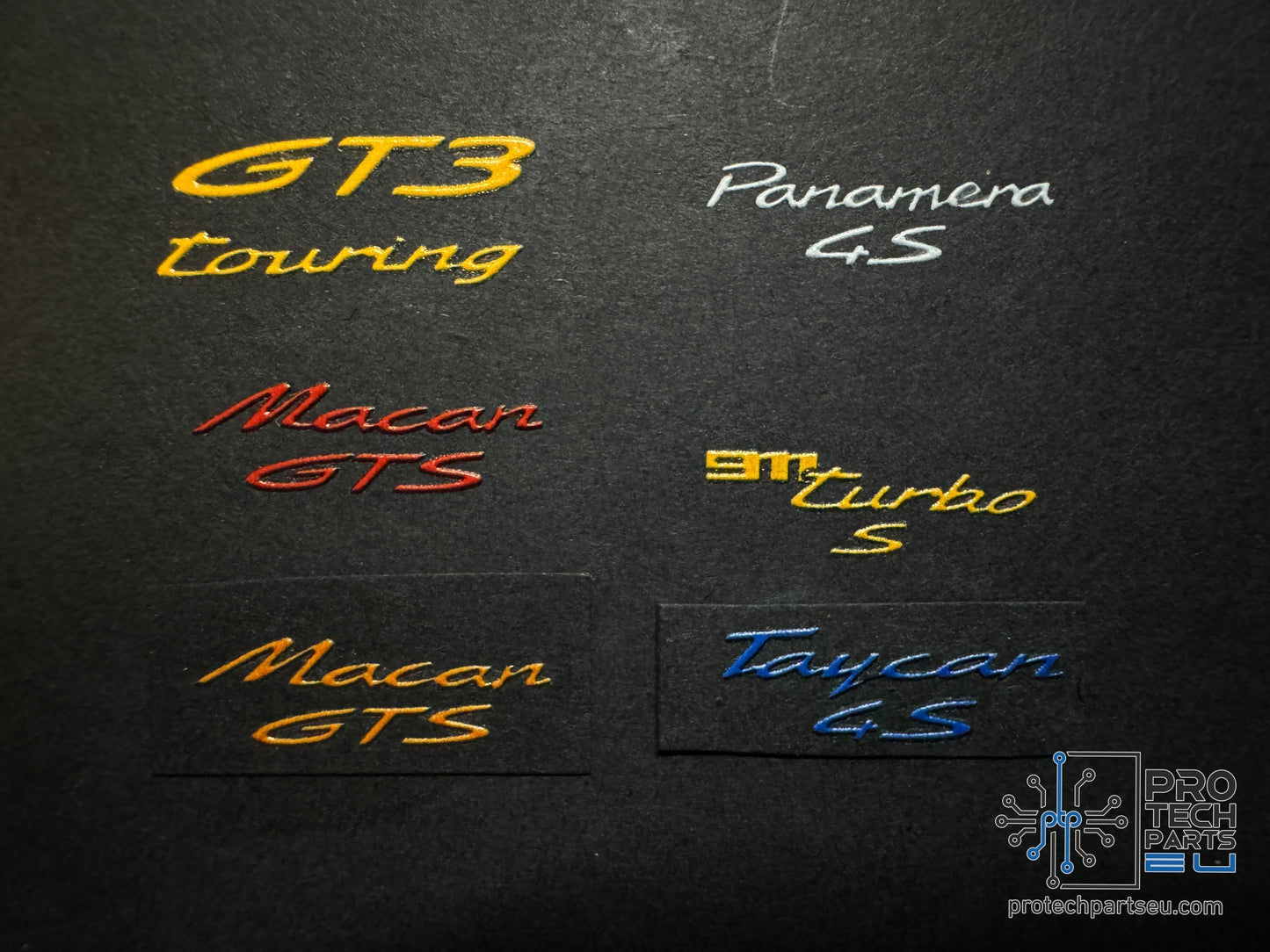 
                  
                    Porsche steering wheel UV stickers set Taycan 4S
                  
                